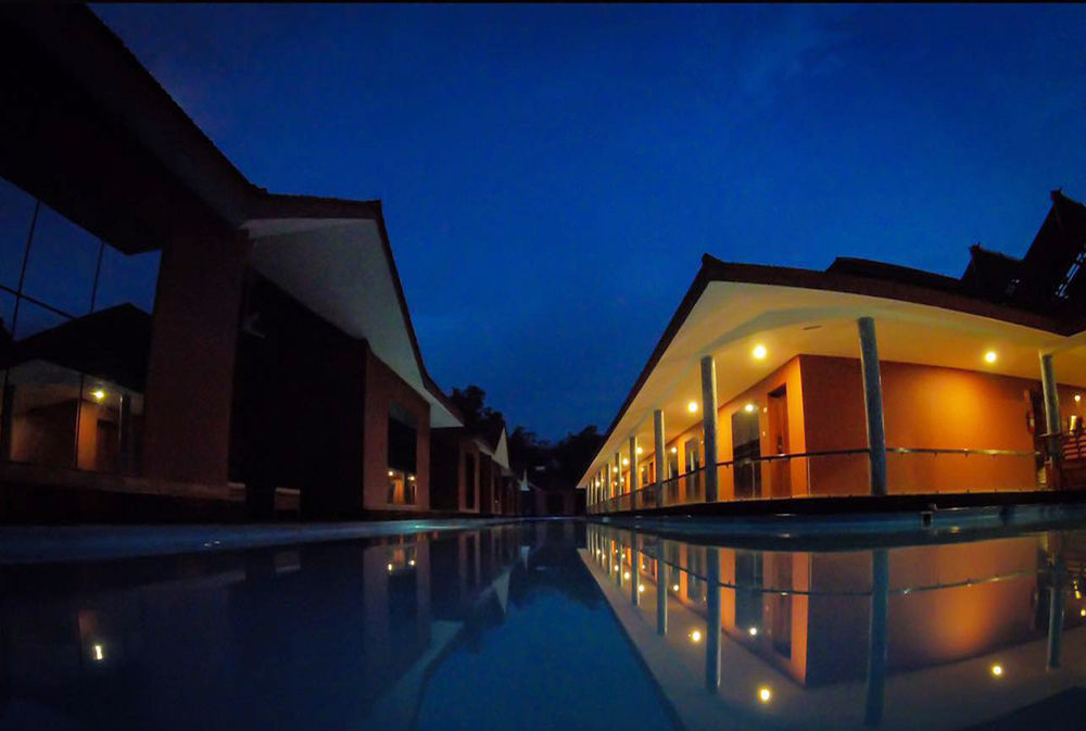 Saj Earth & Convention Center , Kochi Resort 5*
