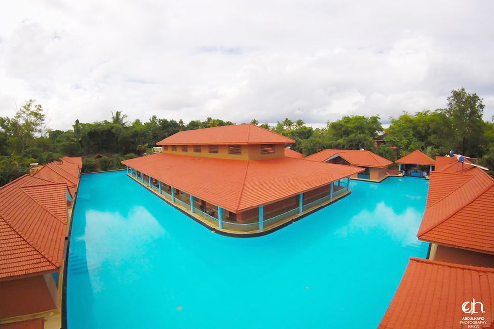 Saj Earth & Convention Center , Kochi 5* Nedumbassery