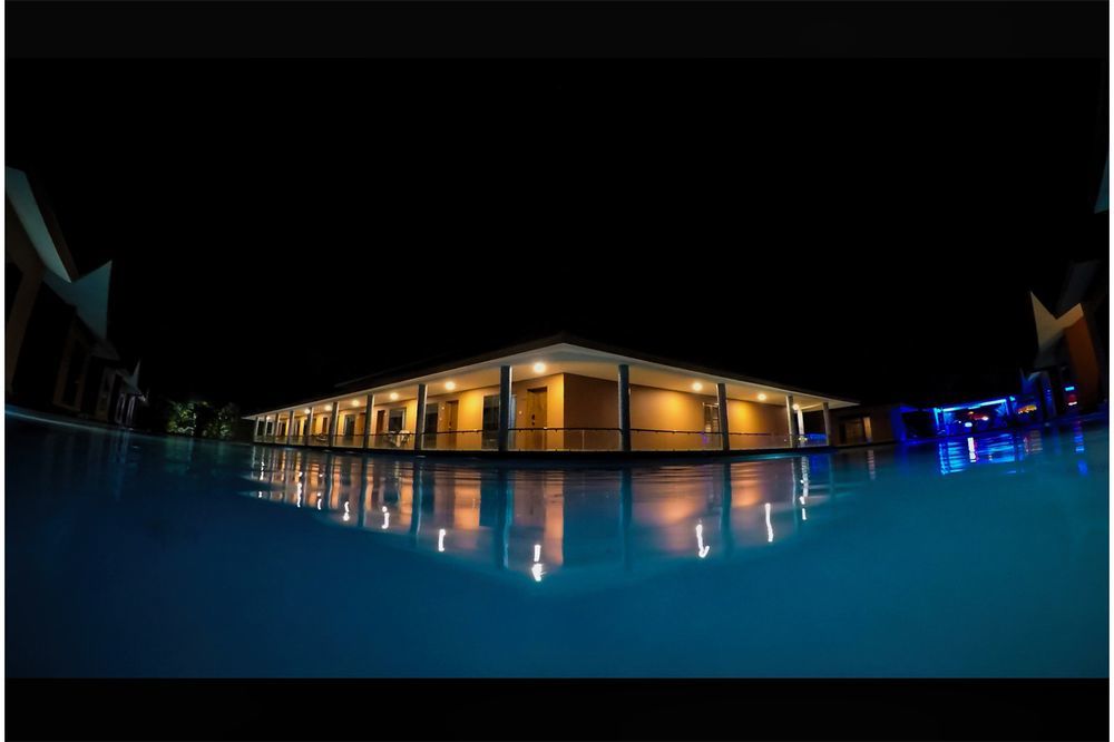 Saj Earth & Convention Center , Kochi Resort 5*